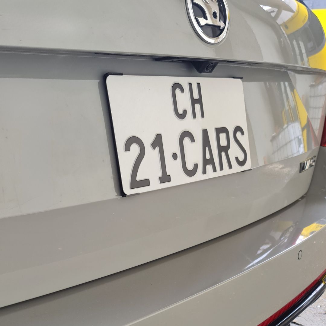 Cliquez sur le support de plaque voiture | Format portrait